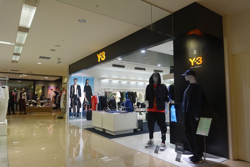 Y-3 西武渋谷店