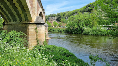 Pont ferroviaire sur la Vézére - Les Eyzies-de-Tayac-Sireuil à Les Eyzies