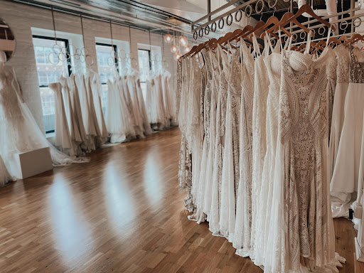 Bridal Shop «Rhylan Lang Bridal», reviews and photos, 120 Regency Pkwy, Omaha, NE 68114, USA