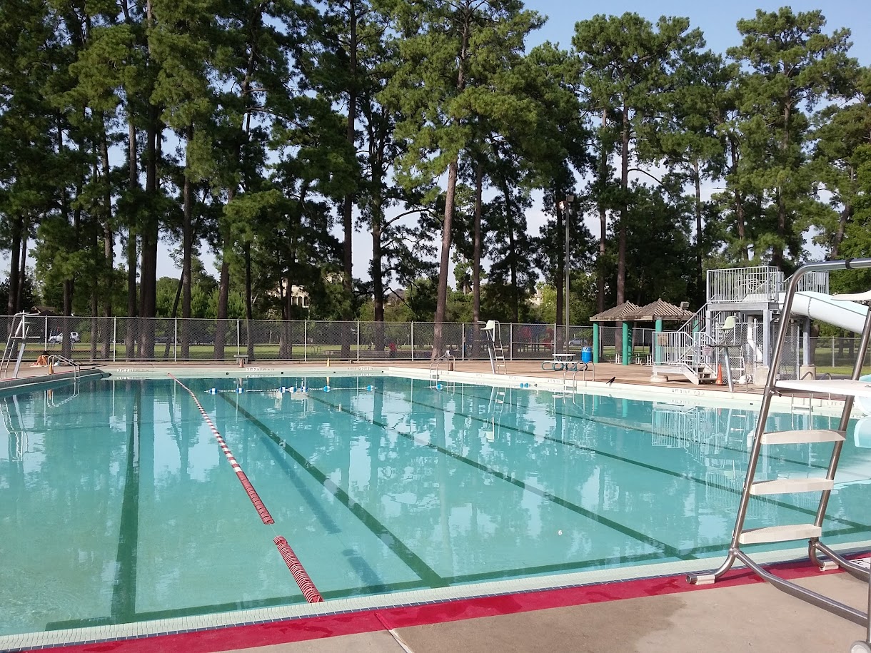 Memorial Swimming Pool