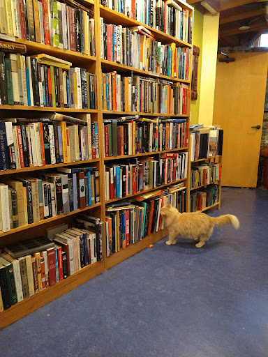 Book Store «Voyageur Book Shop», reviews and photos, 2212 S Kinnickinnic Ave, Milwaukee, WI 53207, USA