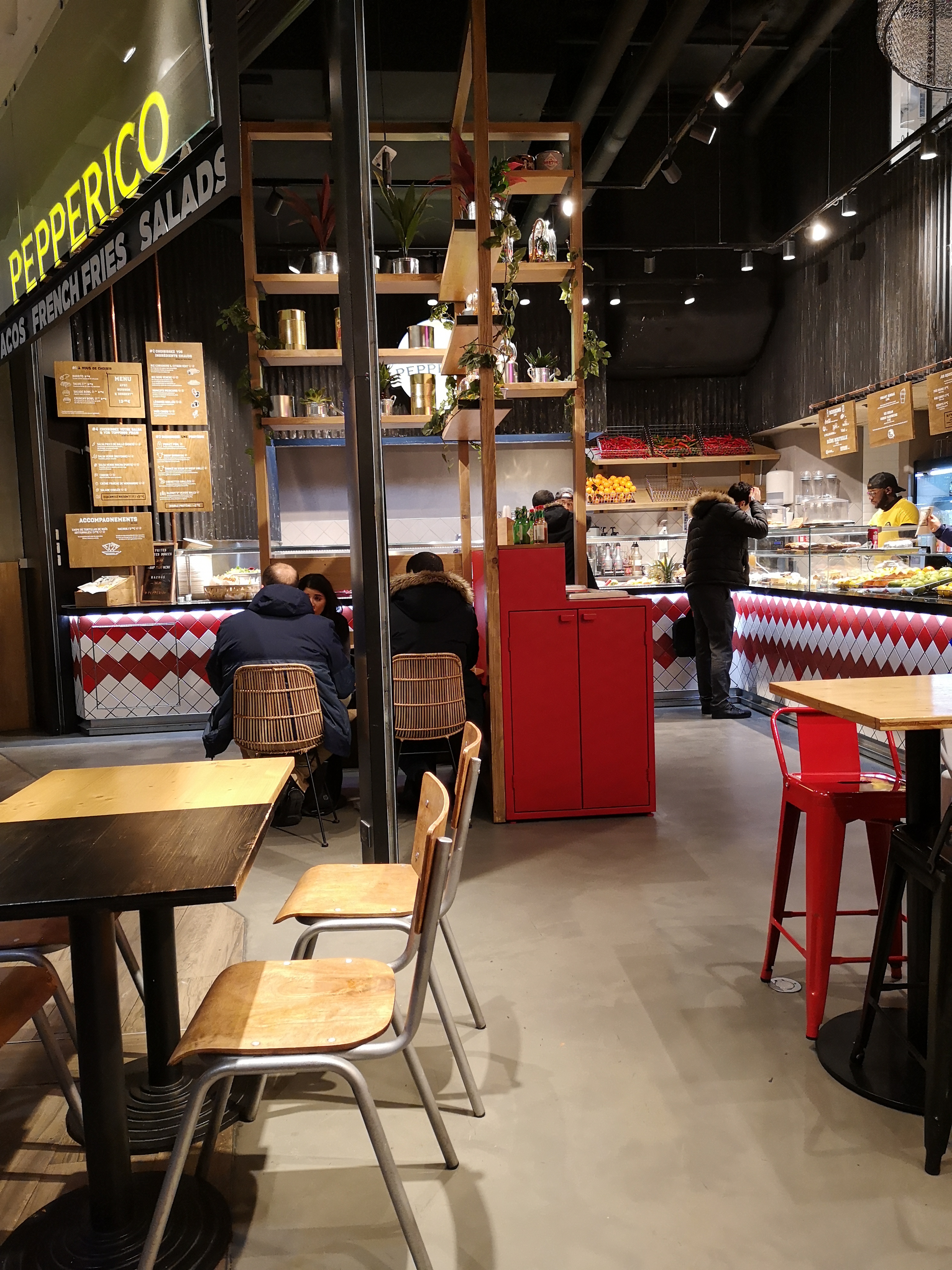 Photo n° 1 de l'avis de Jordan.. fait le 06/02/2019 à 20:32