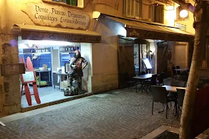 Le Quai des Pirates - Restaurant et magasin de fruits de mer et coquillages Martigues image