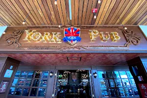 York Pub Querétaro image