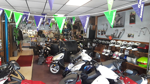 Kawasaki Motorcycle Dealer «Independence Kawasaki Inc», reviews and photos, 10205 East 23rd St S, Independence, MO 64052, USA