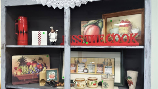 Thrift Store «Wellspring Treasures», reviews and photos, 1600 John B White Sr Blvd #1008, Spartanburg, SC 29301, USA