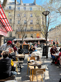 Atmosphère du Restaurant Le P'tit Bourg à Paris - n°3