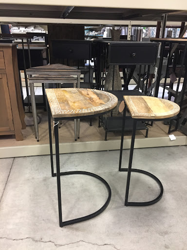 Home Goods Store «At Home», reviews and photos, 5901 Mercury Dr, Dearborn, MI 48126, USA