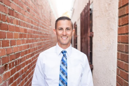 Adam Bay - Full Armor Investment Management - Financial Services Advisor 475 Bullard Ave., Clovis, CA 93612, United States