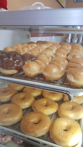Donut Shop «Happy Donut», reviews and photos, 701 W Las Tunas Dr, San Gabriel, CA 91776, USA