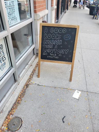 Book Store «Uncharted Books», reviews and photos, 2620 N Milwaukee Ave, Chicago, IL 60647, USA