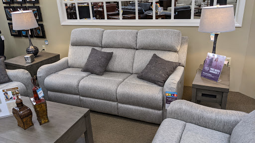 Furniture Store «Raymour & Flanigan Furniture and Mattress Store», reviews and photos, 3367 Brunswick Pike, Lawrenceville, NJ 08648, USA