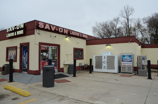Liquor Store «Sav-On-Liquor and wine», reviews and photos, 809 St Louis Rd, Collinsville, IL 62234, USA