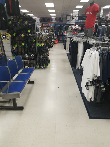 Sporting Goods Store «Big 5 Sporting Goods - Pinole», reviews and photos, 1572 Fitzgerald Dr, Pinole, CA 94564, USA