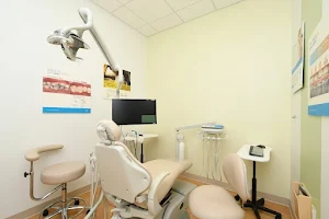 Chantilly Modern Dentistry image
