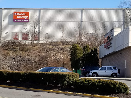 Self-Storage Facility «Public Storage», reviews and photos, 300 Browertown Rd, Woodland Park, NJ 07424, USA