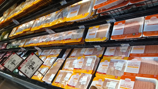 Health Food Store «Sprouts Farmers Market», reviews and photos, 24285 Magic Mountain Pkwy, Valencia, CA 91355, USA