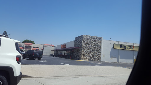 Discount Store «Big Lots», reviews and photos, 610 Las Tunas Dr, Arcadia, CA 91007, USA