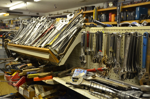 Gun Shop «Bama Pawn & Gun», reviews and photos, 305 Beltline Rd, Decatur, AL 35601, USA