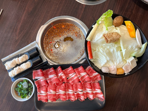 菇八豆日式涮涮鍋 的照片