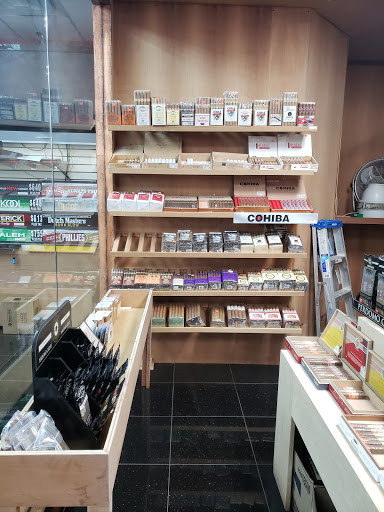 Tobacco Shop «Tobacco Oasis», reviews and photos, 259 Irving Park Rd, Roselle, IL 60172, USA