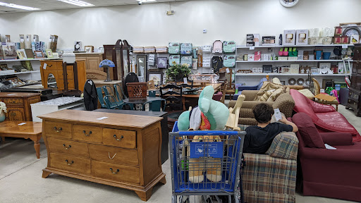 Thrift Store «Goodwill Tampa Store», reviews and photos