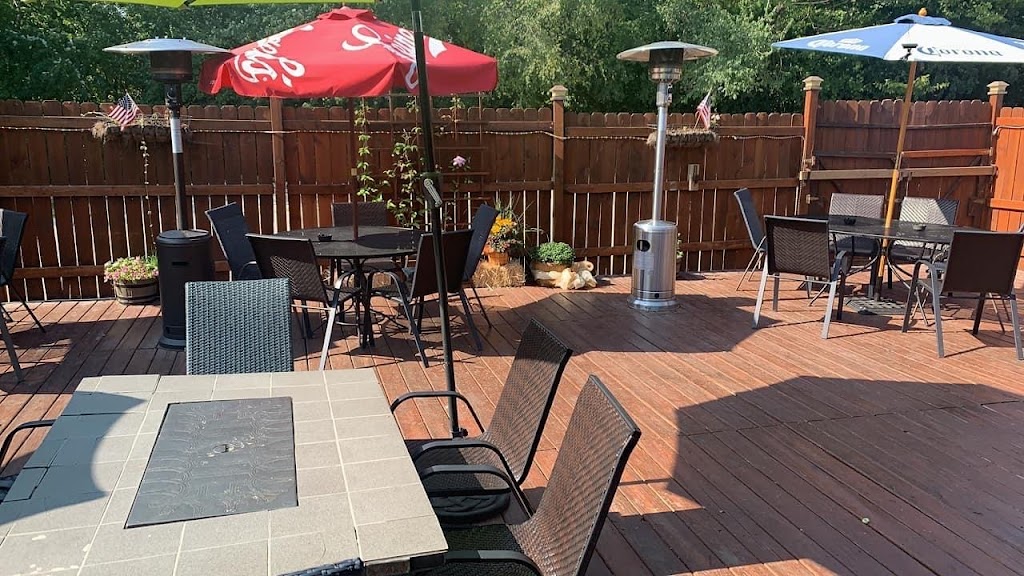 Gustos Bar & Grill 60403