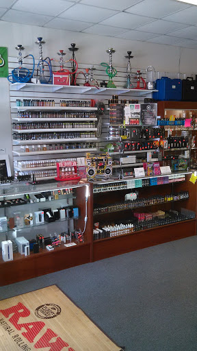 Tobacco Shop «Lifted Designs Smoke Shop», reviews and photos, 8535 Baymeadows Rd #9, Jacksonville, FL 32256, USA