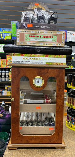 Tobacco Shop «Six Fifty Smoke Shop», reviews and photos, 2394 Junipero Serra Blvd, Daly City, CA 94015, USA
