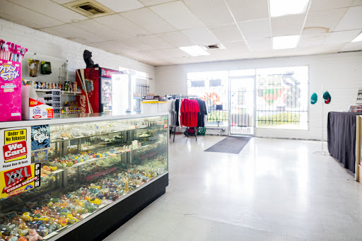 Tobacco Shop «Big Worms Smoke Shop», reviews and photos, 12313 NW Grand Ave, El Mirage, AZ 85335, USA