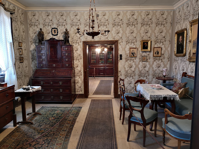 Hozzászólások és értékelések az Ladics-Ház-ról