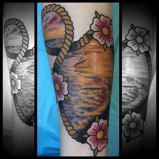 Tattoo Shop «Atlantis Tattoo & Gallery», reviews and photos, 1344 Malabar Rd SE, Palm Bay, FL 32907, USA