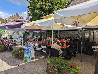 Le Café de la Place à Moisson