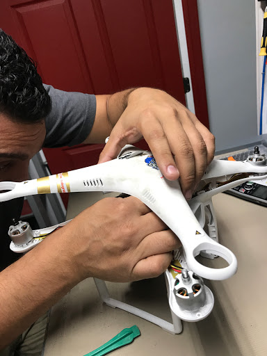 Electronics Repair Shop «iFixit911 Phone, PC, Tablet & Electronics Repairs», reviews and photos, 4008 SW 64th Ave, Davie, FL 33314, USA