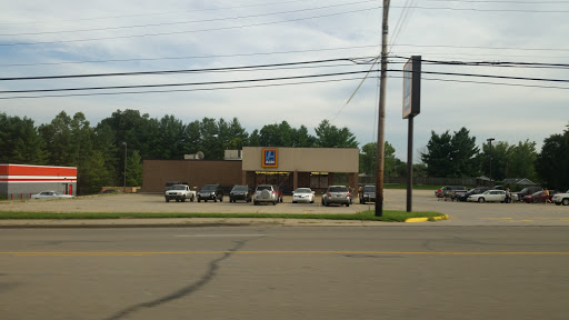 Supermarket «ALDI», reviews and photos, 2308 16th St, Bedford, IN 47421, USA