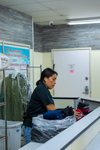 Wash Dry And Fold - Photo 8 - Car repair in Whittier, CA, Downey