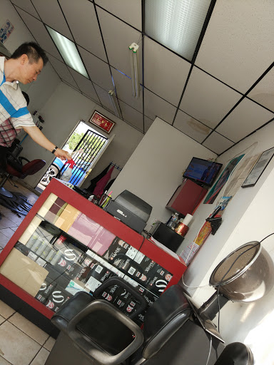 Beauty Salon «Young Hair Salon», reviews and photos, 2488 S Lincoln Blvd, Venice, CA 90291, USA