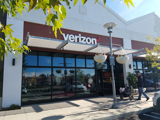 Cell Phone Store «Verizon», reviews and photos, 6250 Topanga Canyon Blvd #1540, Woodland Hills, CA 91367, USA