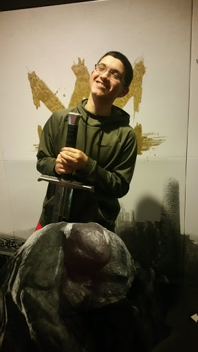 Movie Theater «Bow Tie Cinemas Marquis 16 & BTX Theater», reviews and photos, 100 Quarry Rd, Trumbull, CT 06611, USA