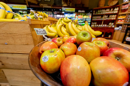 Grocery Store «Wynn’s Market», reviews and photos, 141 9th St N, Naples, FL 34102, USA