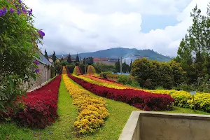 Rainbow Garden Lembang image