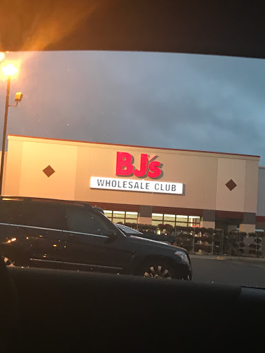Warehouse club «BJ’s Wholesale Club», reviews and photos, 85 Cedar St, Stoneham, MA 02180, USA