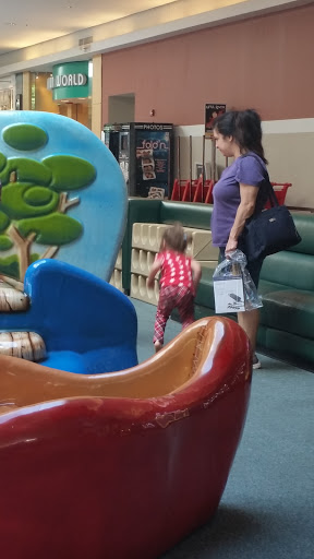 Electronics Store «Best Buy», reviews and photos, 470 Lewis Ave, Meriden, CT 06451, USA