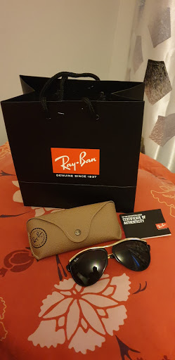 Ray-Ban