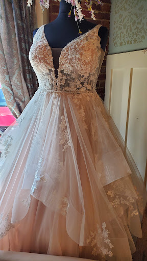 Bridal Shop «Wedding Angels Bridal Boutique», reviews and photos, 395 S Atlanta St, Roswell, GA 30075, USA