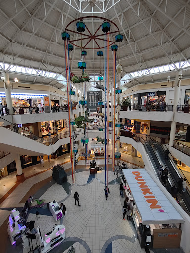 Shopping Mall «Willow Grove Park Mall», reviews and photos, 2500 W Moreland Rd, Willow Grove, PA 19090, USA