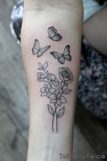 Explore lost time tattoo ideas, creative tattoo ideas in Fort Myers, available at Tiger Lotus Tattoo and Piercing