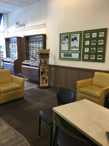 Eye Care Center «Pearle Vision», reviews and photos, 1085 Northern Blvd, Roslyn, NY 11576, USA