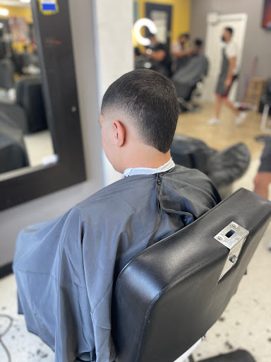 Barber Shop «Chacabana Barber Shop», reviews and photos, 5002 Eisenhauer Rd, San Antonio, TX 78218, USA