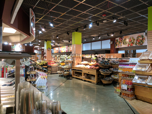 Grocery Store «Streets Market & Cafe», reviews and photos, 222 N Charles St, Baltimore, MD 21201, USA